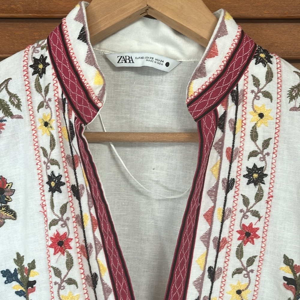Zara Jacket - Picture 2 of 7